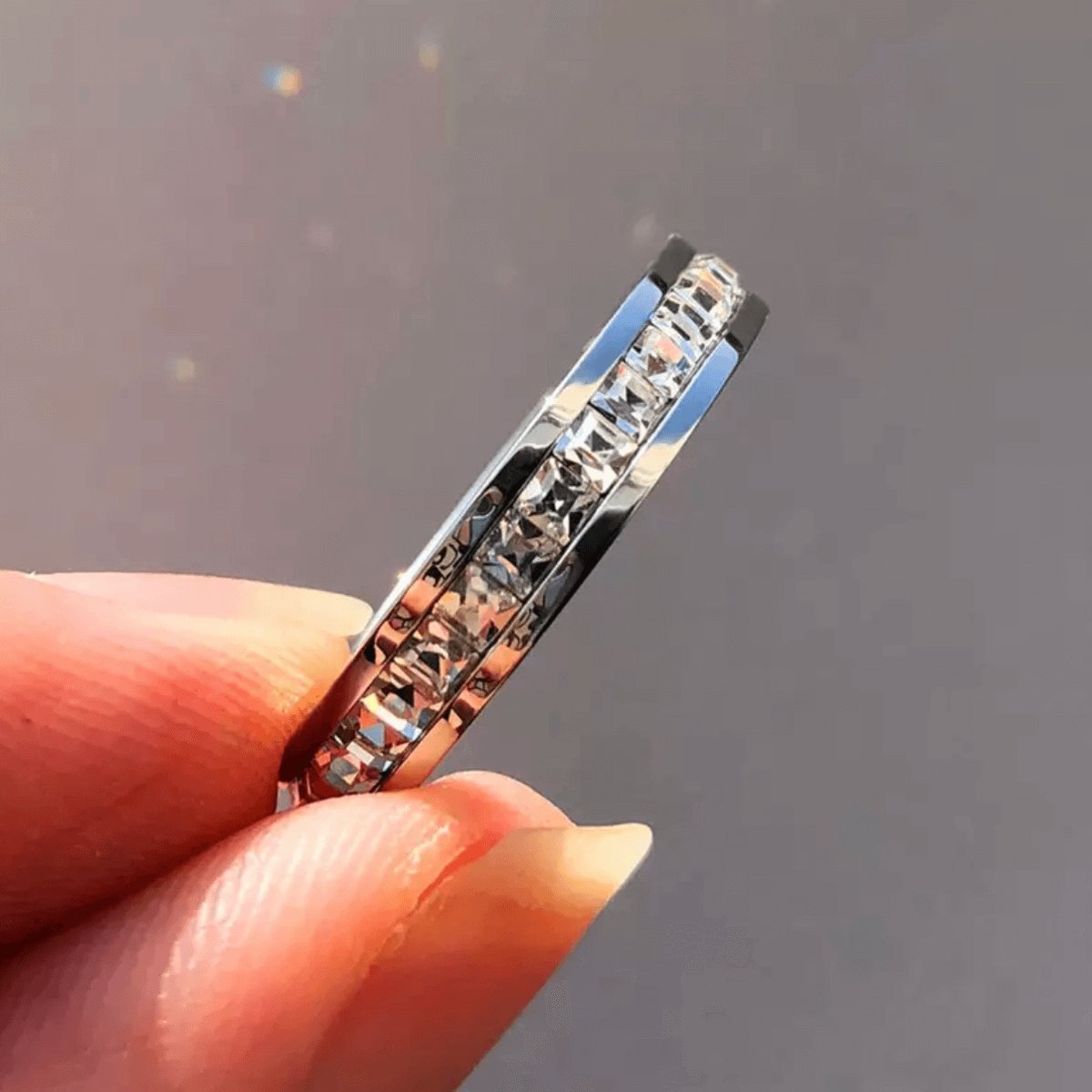 Sparkling Solitaire Ring | Silver