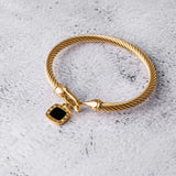 Square Onyx Pendant Bracelet | 18K Gold