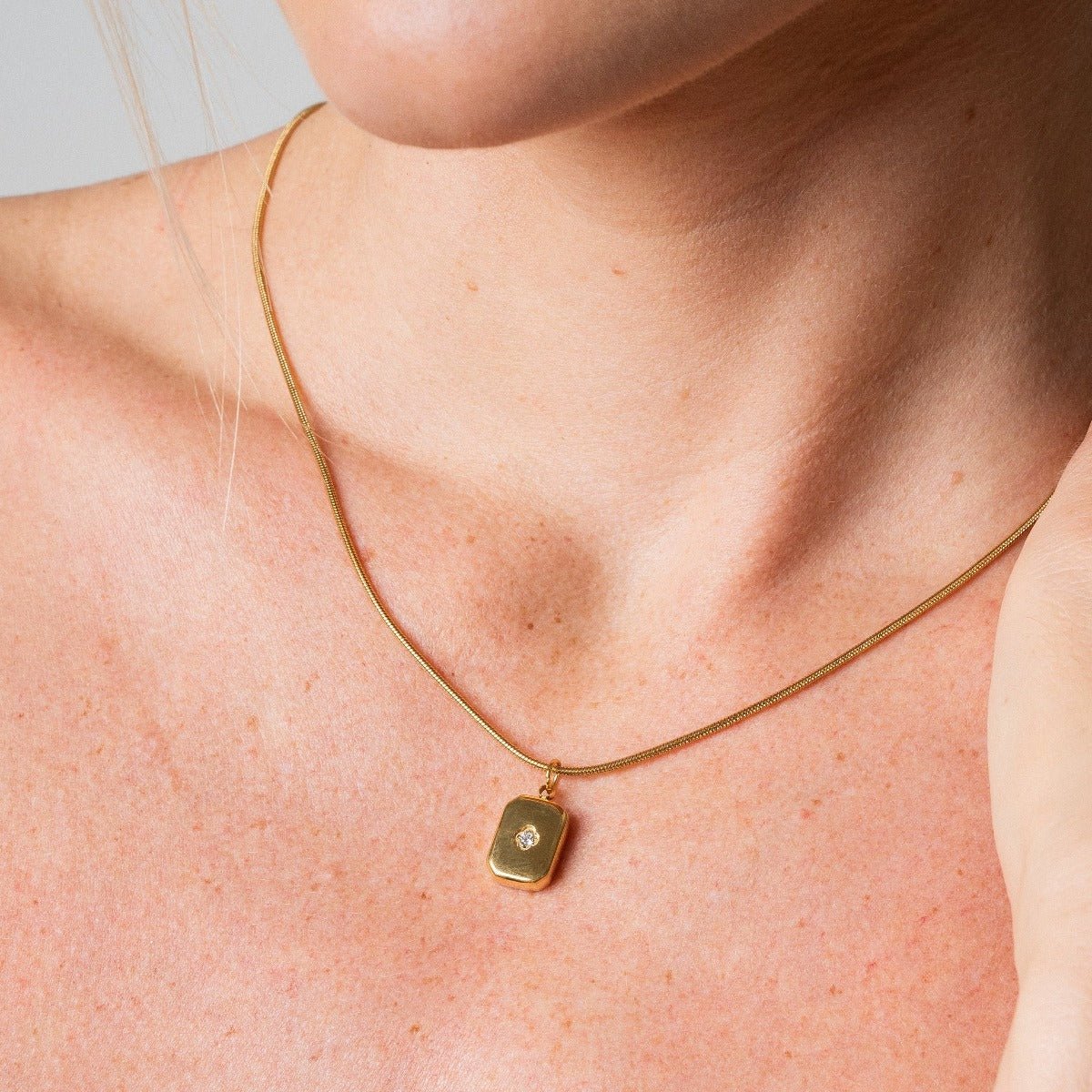 Shine Pendant Necklace | 18k Gold